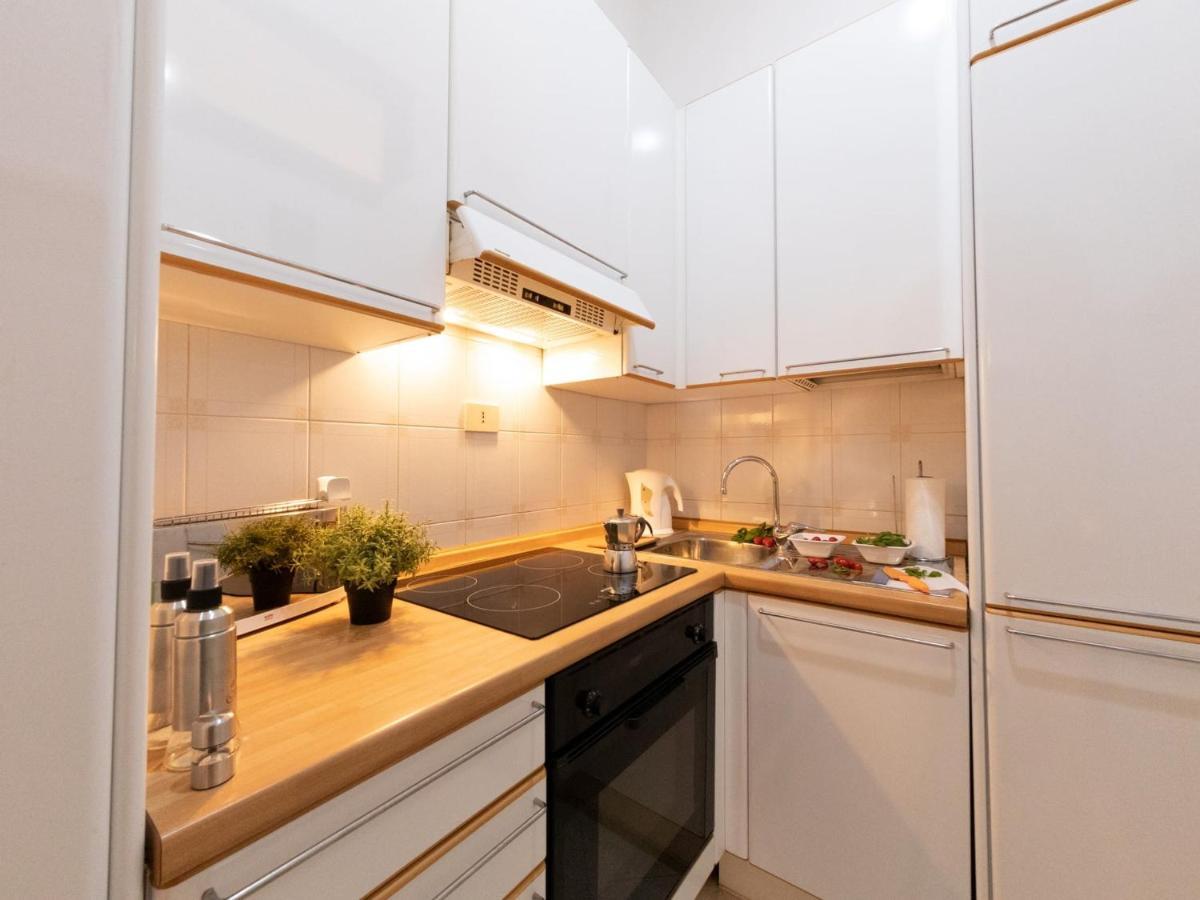 רומא The Best Rent - Cozy One-Bedroom Apartment Near Villa Borghese מראה חיצוני תמונה